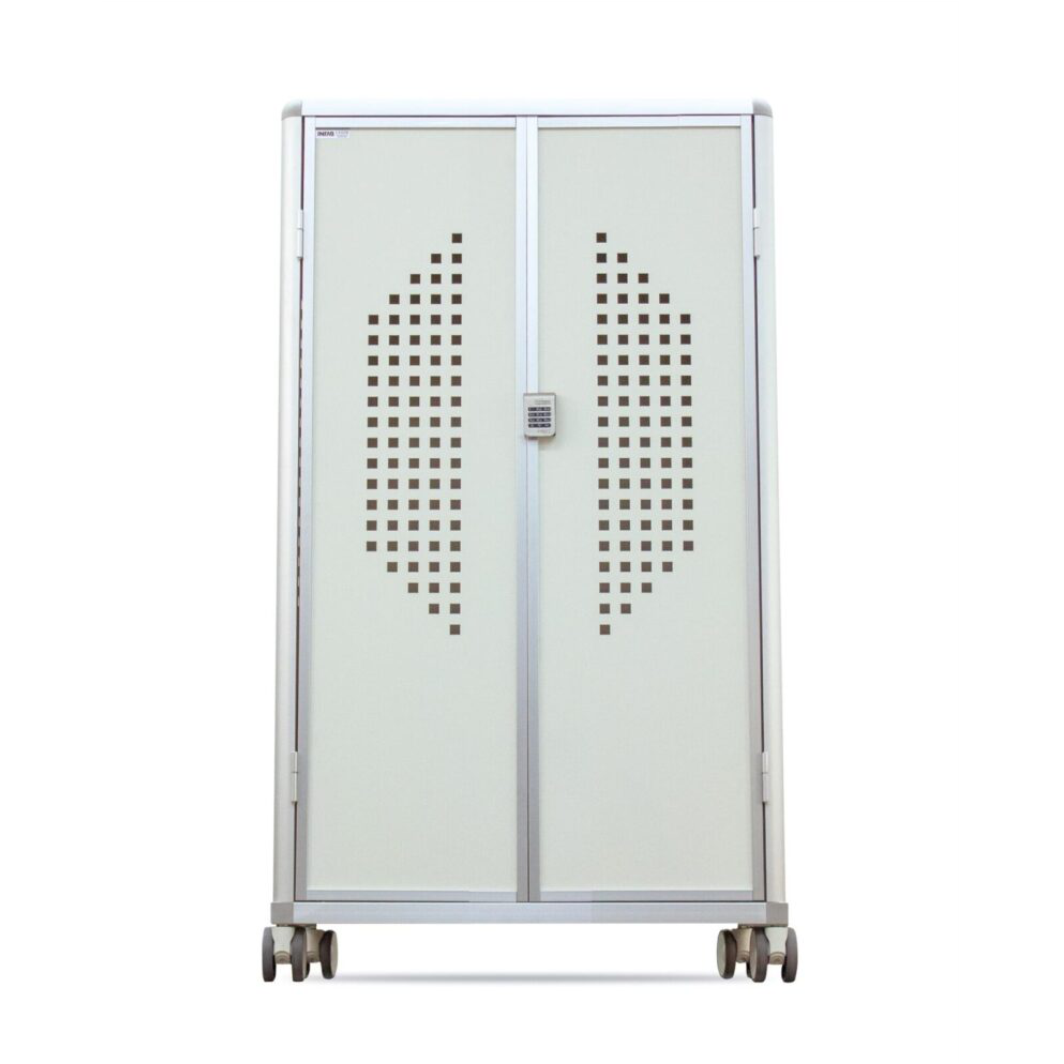 10-hanger revolution-apron-locker